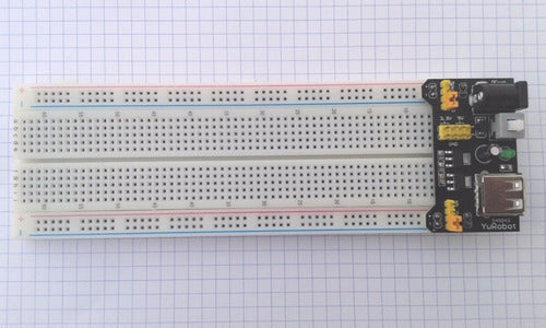 Fuente de poder 5Vdc y 3,3Vdc apilable sobre Protoboard